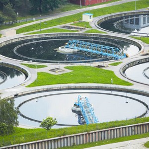 Tratamento de água e efluentes industriais Tratamento de água e efluentes industriais